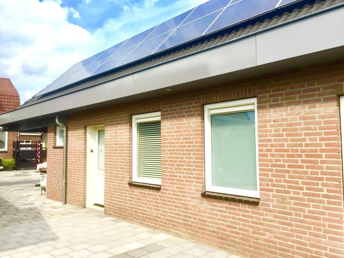Rooi Bij De Knoptoren B&B Sint-Oedenrode Exterior foto