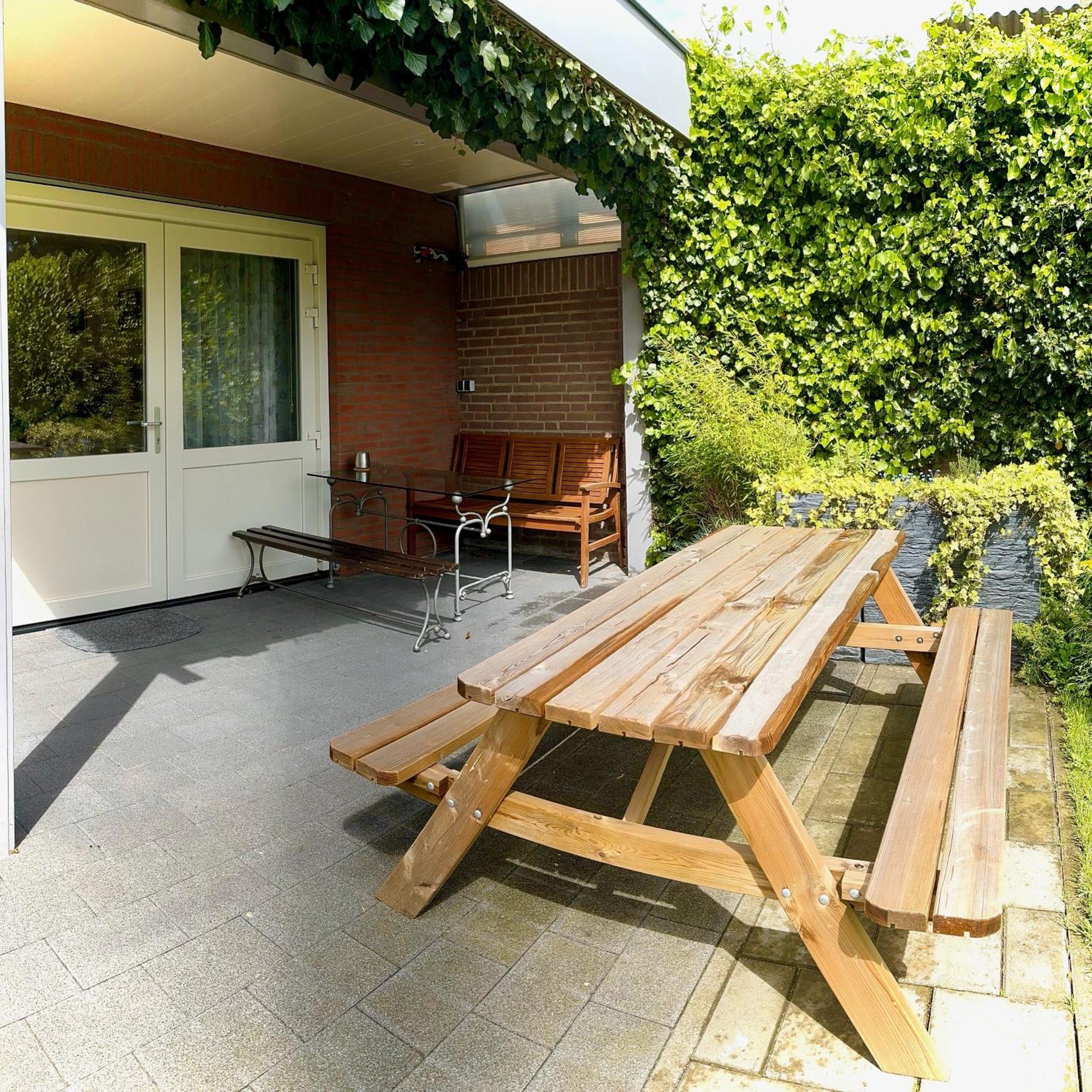 Rooi Bij De Knoptoren B&B Sint-Oedenrode Exterior foto